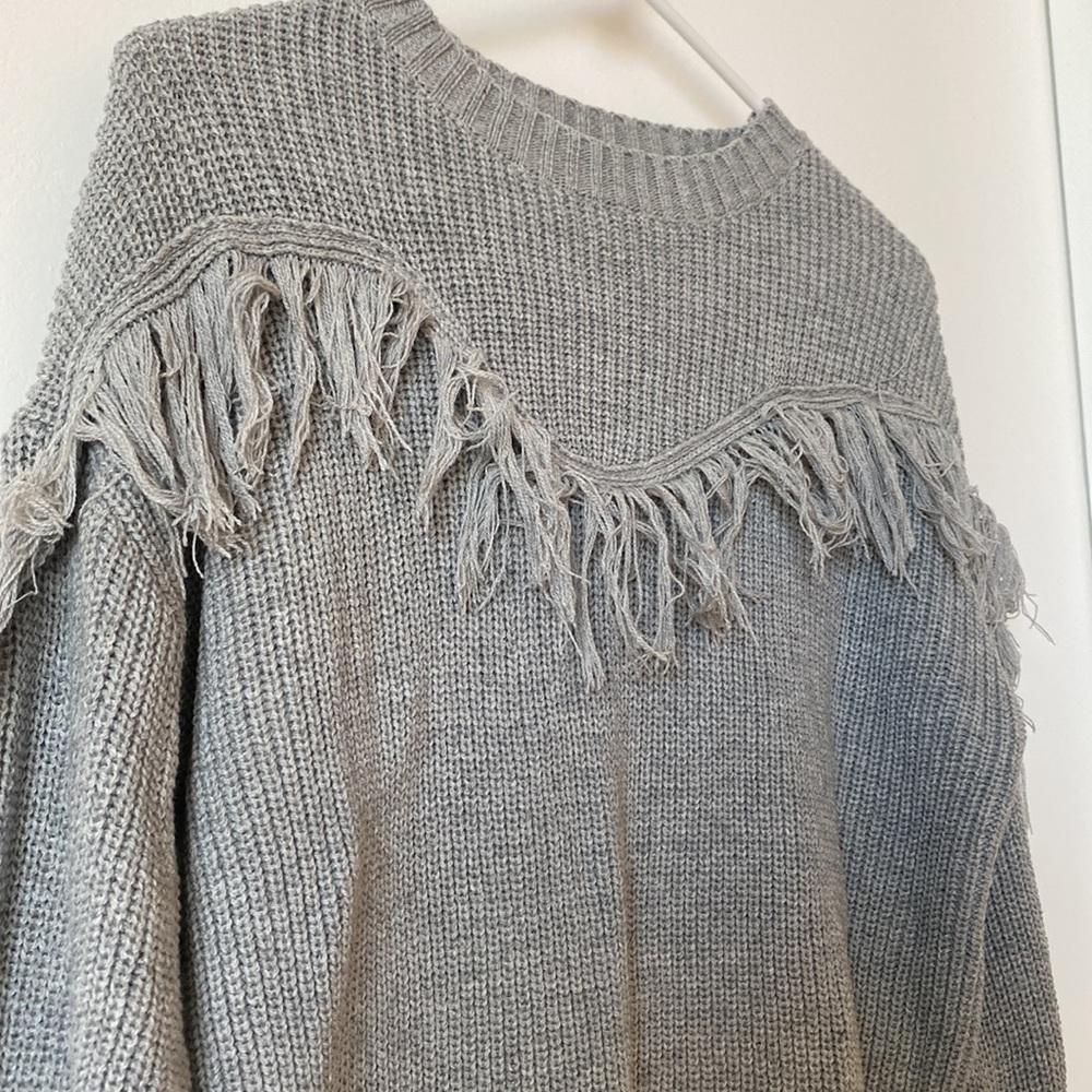 Gray‎ fringe trim drop shoulder sweater - Picture 5 of 5